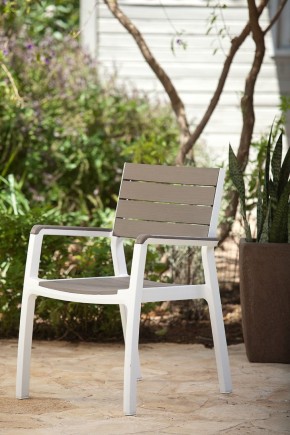 Стул c подлокотниками Гармония (Harmony armchair) белый-капучино в Кунгуре - kungur.mebel24.online | фото 1